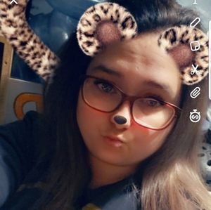 Meet your Posher, Whitney